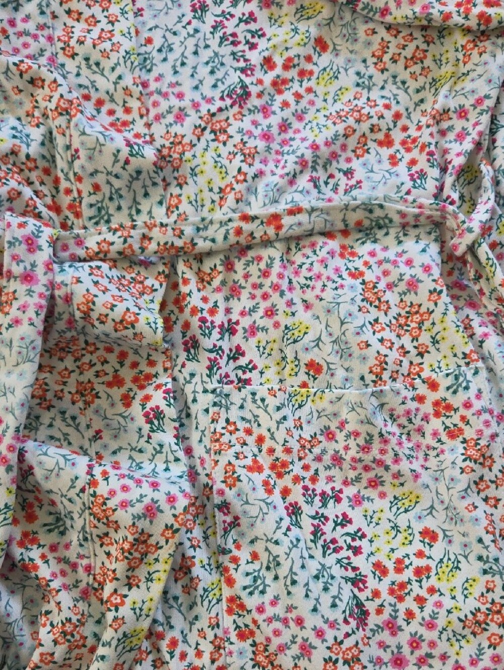 Lands' End Floral Robe - Picture 6 of 10